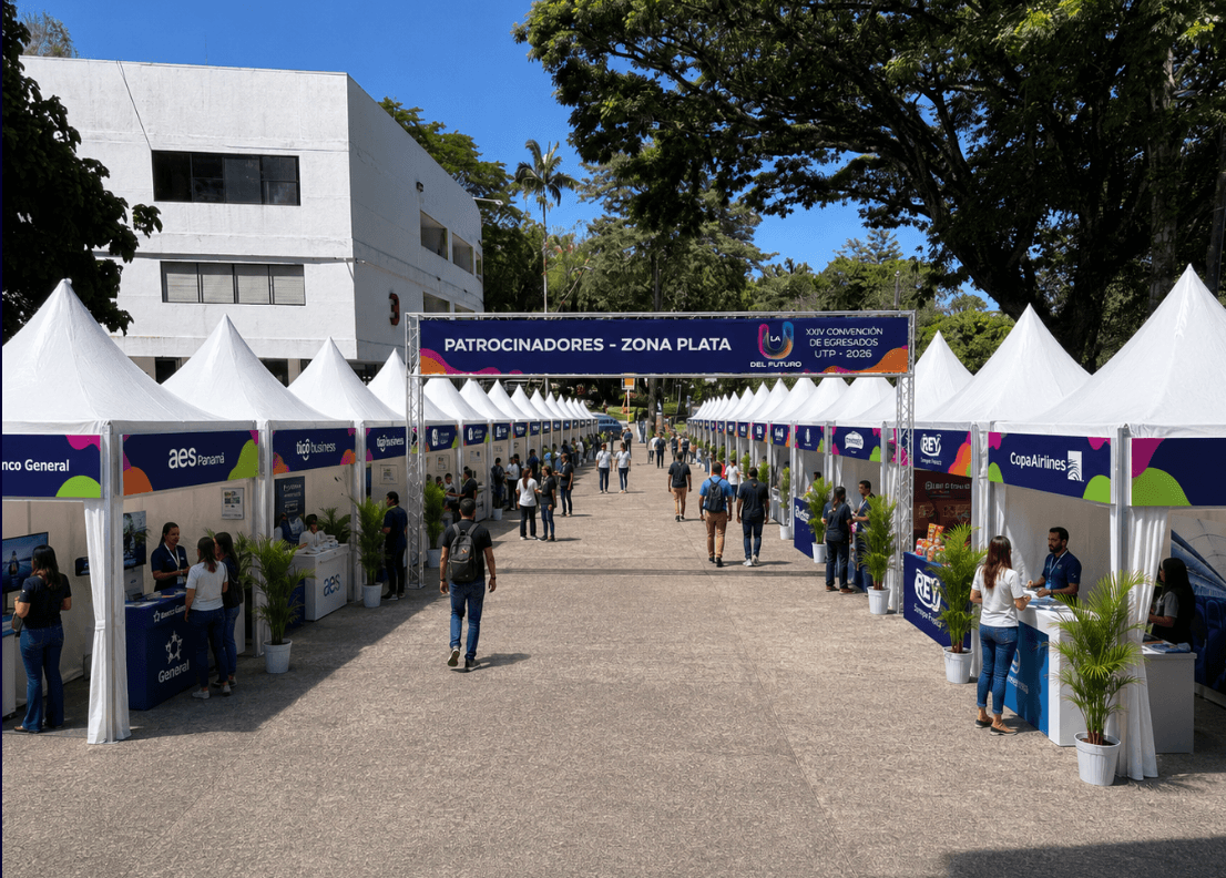 Stands al lado de la tarima